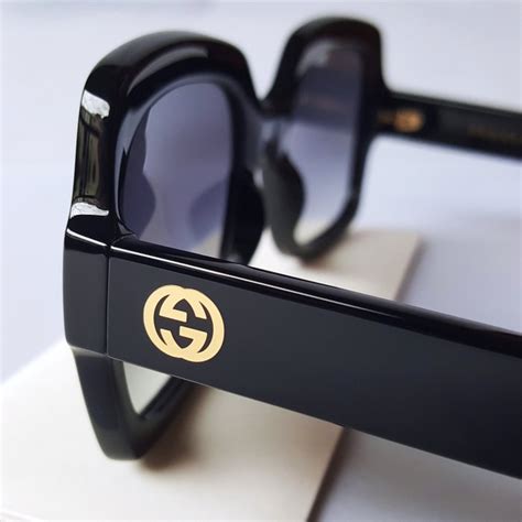 gucci logo in het glas gegrafeerd zonnebril|Gucci Eyewear Zonnebril Met Gegraveerd Logo .